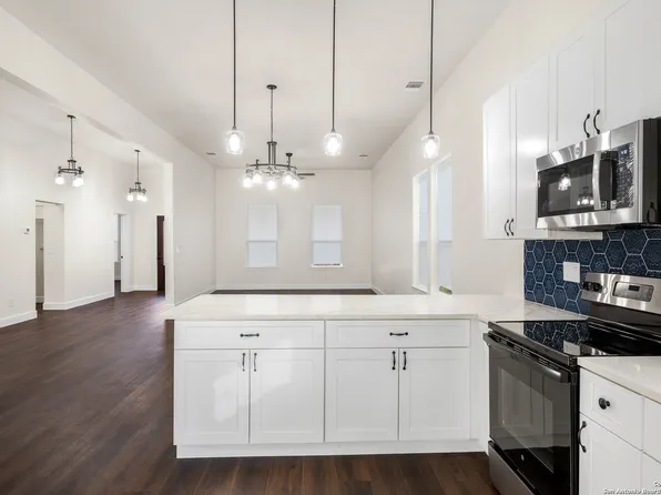 211 PIEDMONT AVE, San Antonio, TX 78203