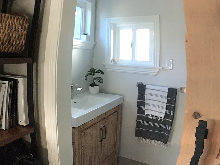 511 N Helberta Ave #A — Photo 14