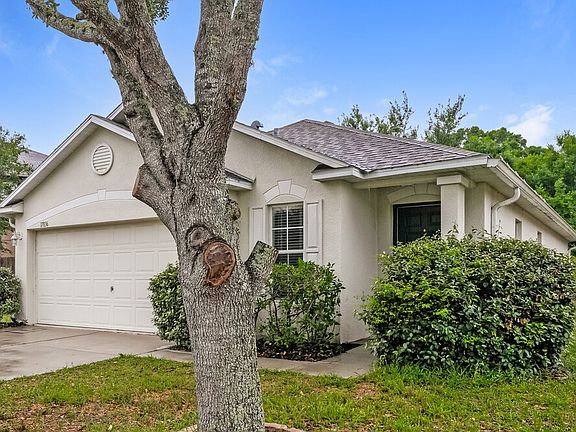 3rd image of 17036 Lixberry Way