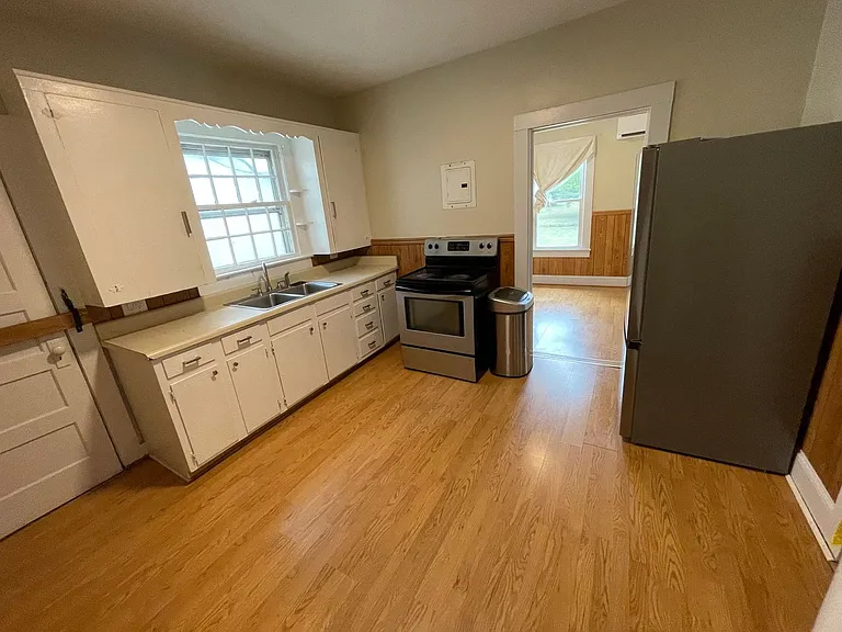 107 Abernathy St — Photo 8