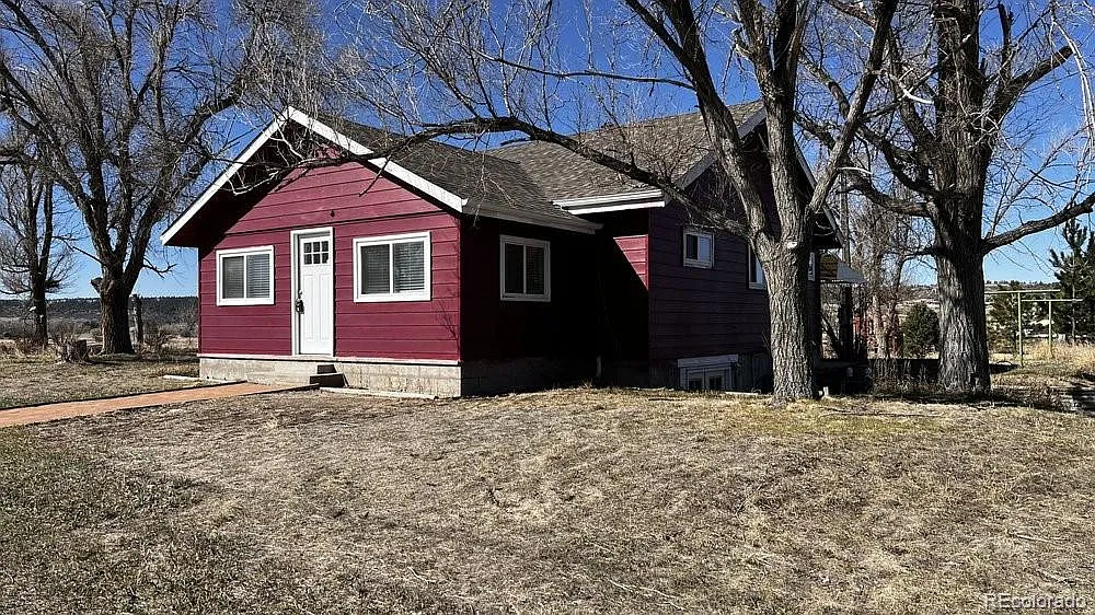 3 bed, 1100 sqft, $2,600 — Photo 1