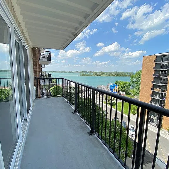 8591 Riverside Dr E #805 — Photo 9