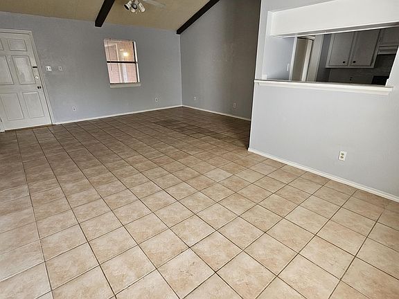 5th image of 1620 Norma Ln APT 4