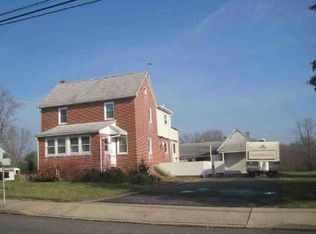 1018 Grosstown Rd, Stowe, PA 19464