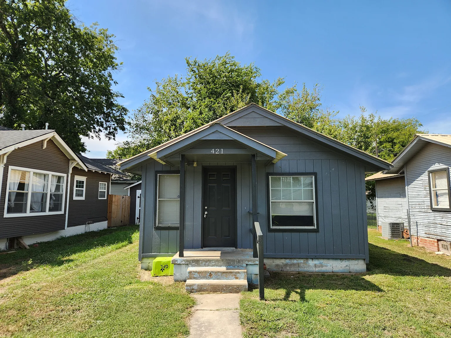 421 S. Johnston, Dempsie - 1 — Photo 1