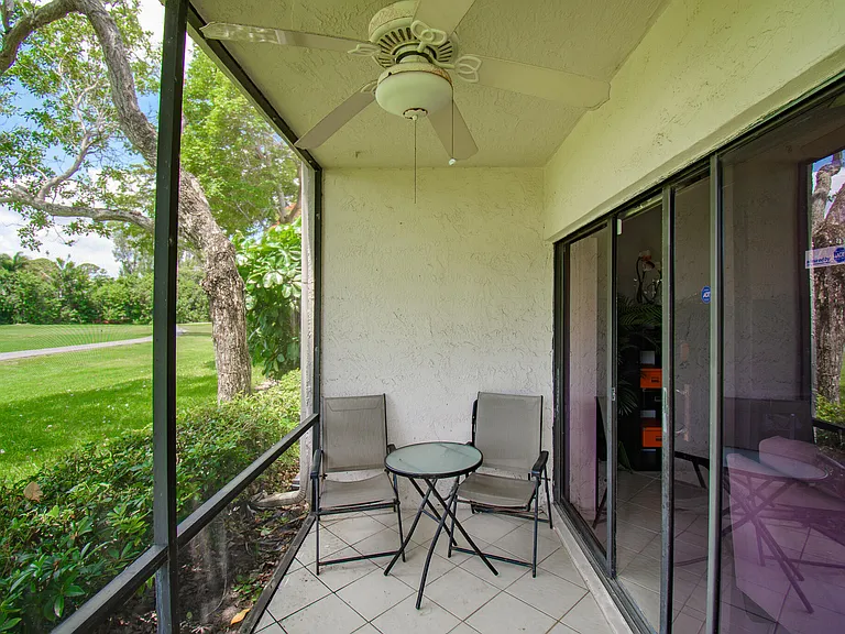8334 Cypress Ln #1A — Photo 31