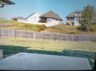 425 Veronica Ct, Clarksville, TN 37043