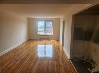 17860 Wexford Ter APT 5B, Jamaica, NY 11432