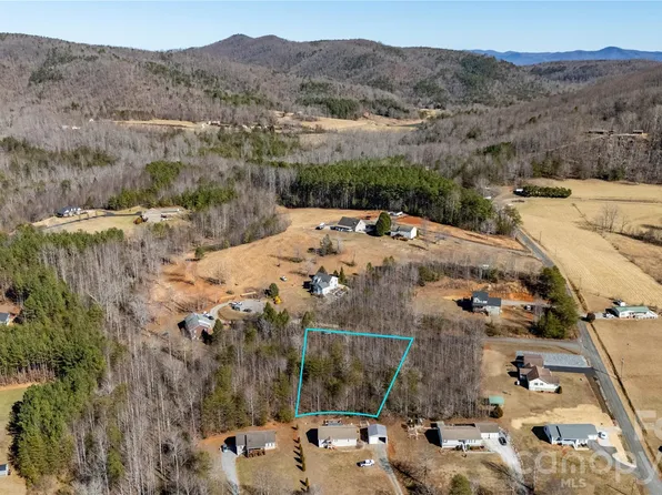 0 Eagles Nest Dr #8, Marion, NC 28752