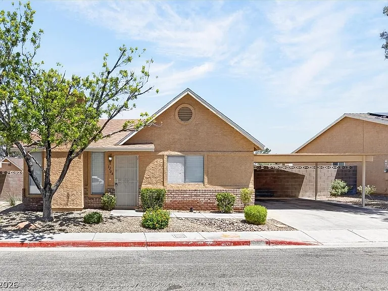 1204 Norma Joyce Ln — Photo 1