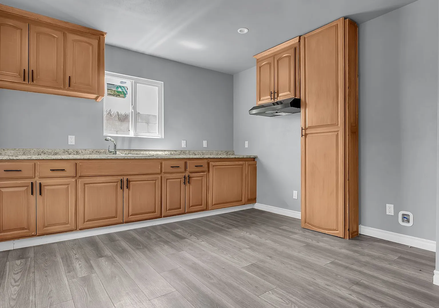 1515 East L Street — Photo 3