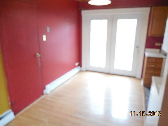 5th image of 22105 Central Park Ave