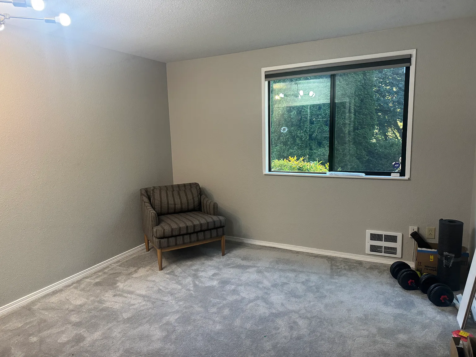 2 bed, 1150 sqft, $2,400 — Photo 3