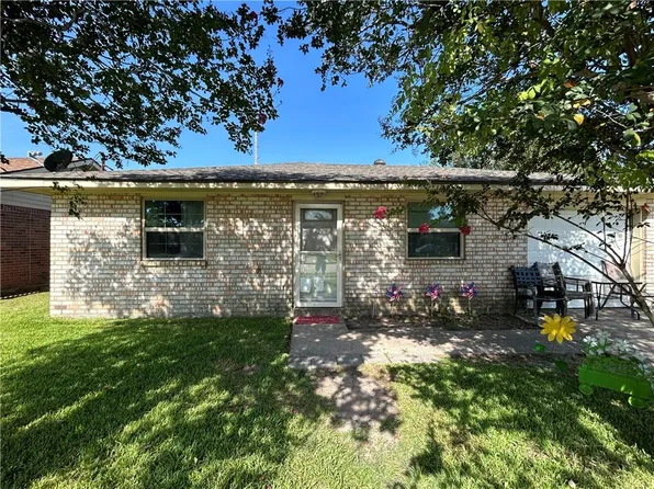 2113 S Sugar Ridge Dr, La Place, LA 70068