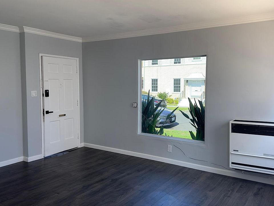 1st image of 4073 8th Ave #4073