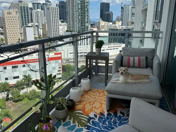 90 SW 3rd St APT 2112, Miami, FL 33130