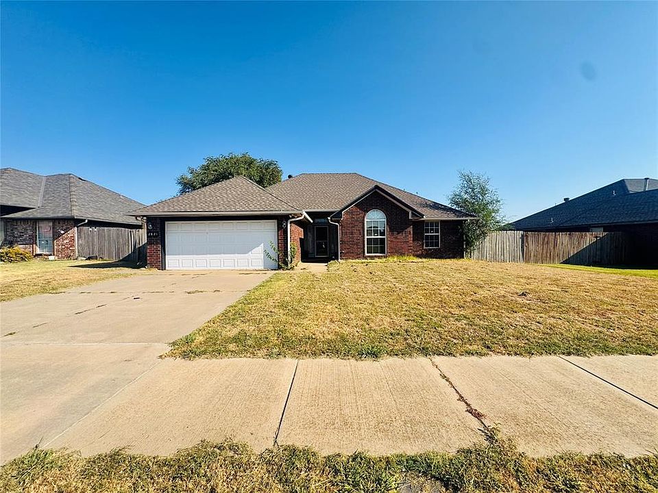 1st image of 2821 SE 90th St