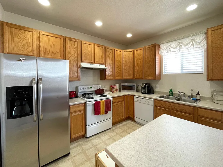 7700 E Academy Blvd #205 — Photo 9