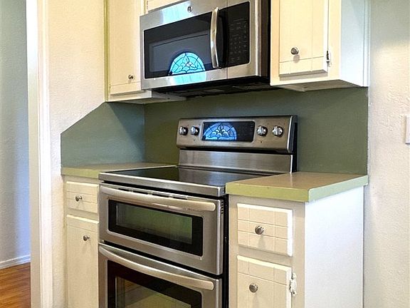 5th image of 4724 SW K Cir