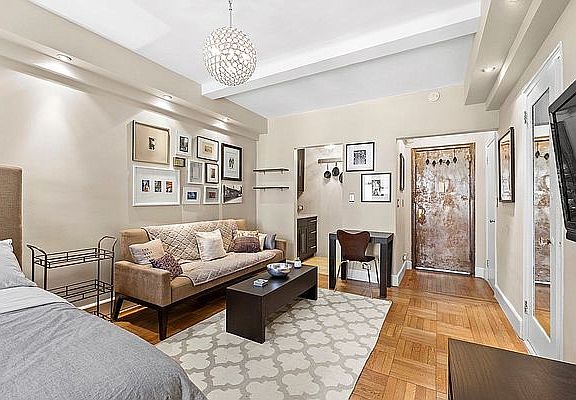 3rd image of 24 5th Ave #1121B