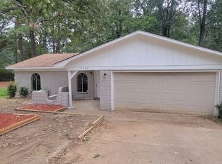 10220 Woodbridge Dr, Little Rock, AR 72209