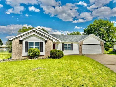 806 Deer Ridge Xing, Auburn, IN, 46706