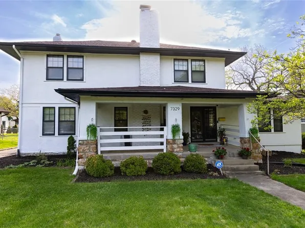 7329 Ward Pkwy, Kansas City, MO 64114