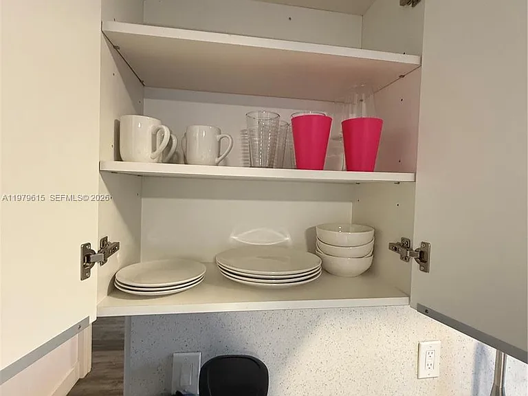 2020 Washington St #5 — Photo 17