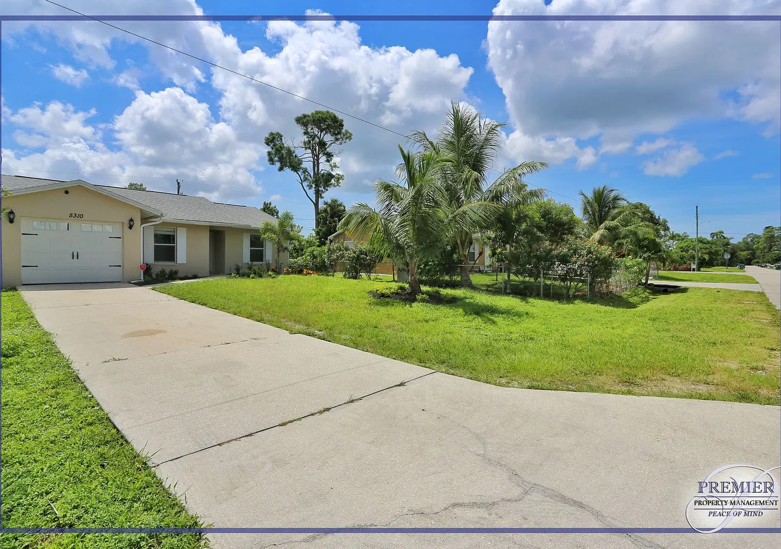 Pet Friendly Unfurnished Annual - Single Family Home 3 Bed/ 2 Bath Recent Updated Interior — Photo 2