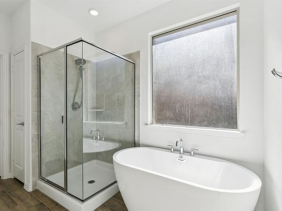 3rd image of 7933 Lindheimer Ln #7933