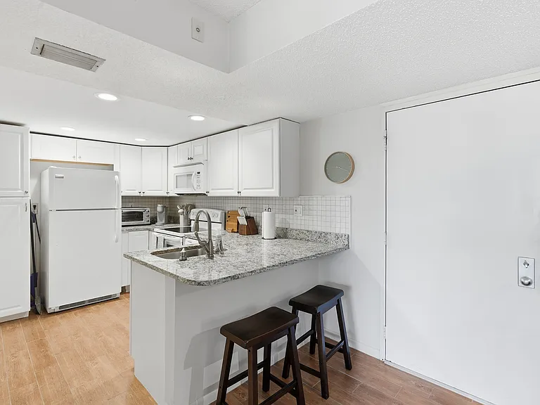 21405 Olean Blvd #228 — Photo 10