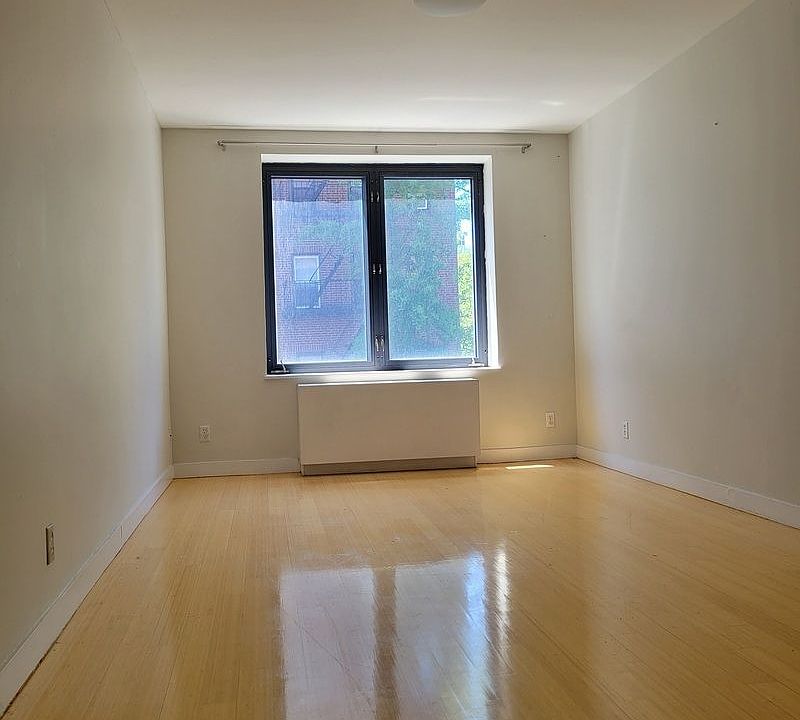 1st image of 252 E 2nd St #3HH