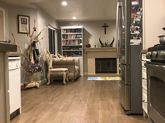 5th image of 2430 Songbird Ln