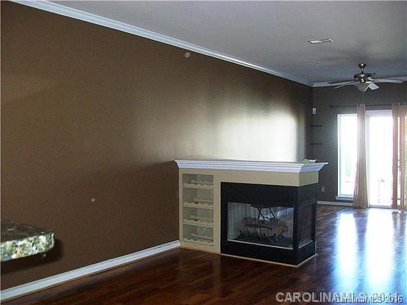 3rd image of 527 Donatello Ave