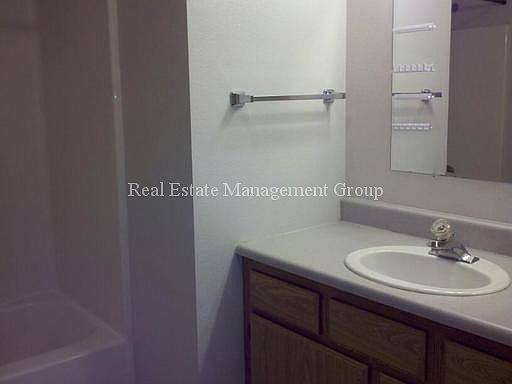 5th image of 119 Grandview Way APT B