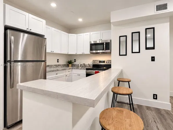 6445 NW 2nd Ave, Miami, FL