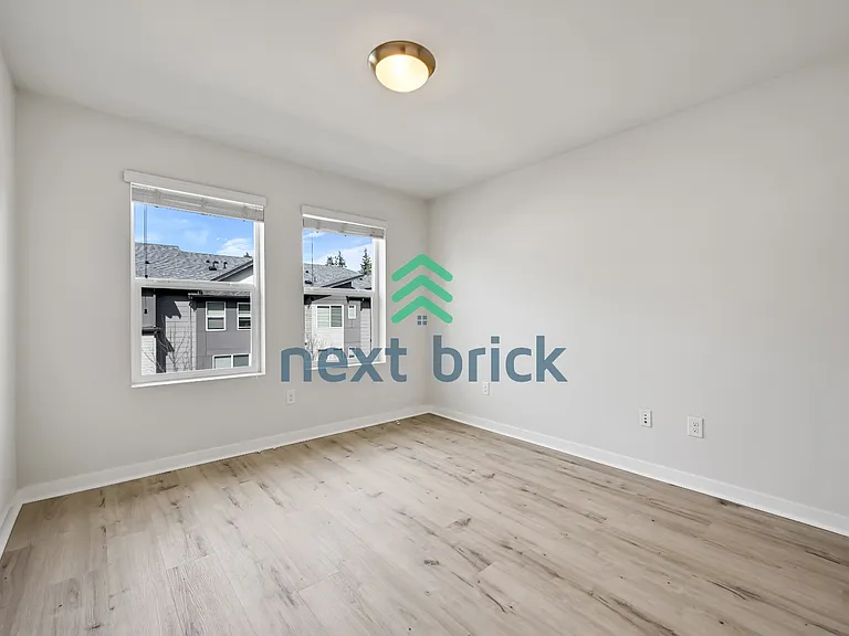 15720 Meadow Rd #M5 — Photo 15