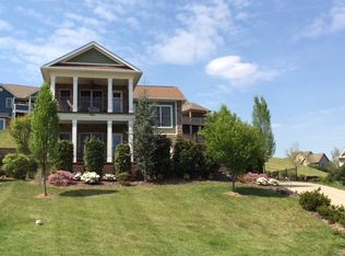 2314 Edinburgh Channel Rd, Kingsport, TN 37664