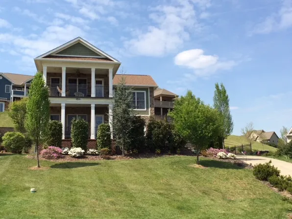 2314 Edinburgh Channel Rd, Kingsport, TN 37664