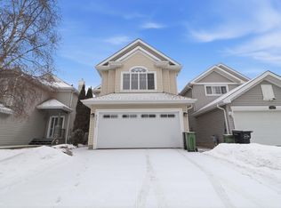 8311 11th Ave SW, Edmonton, AB