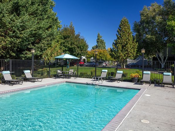 Eight Towncenter | 16900 SE 26th Dr, Vancouver, WA