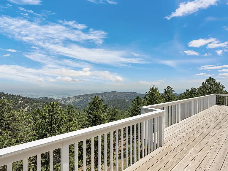 1281 Peakview Cir — Photo 6