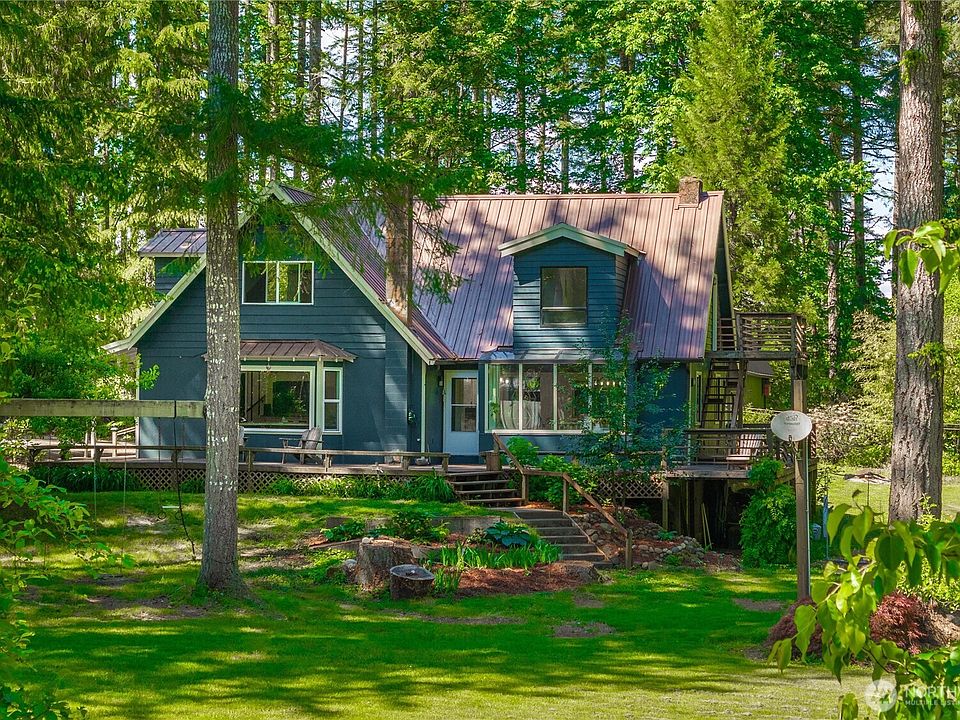 1st image of 6832 101st Avenue SW