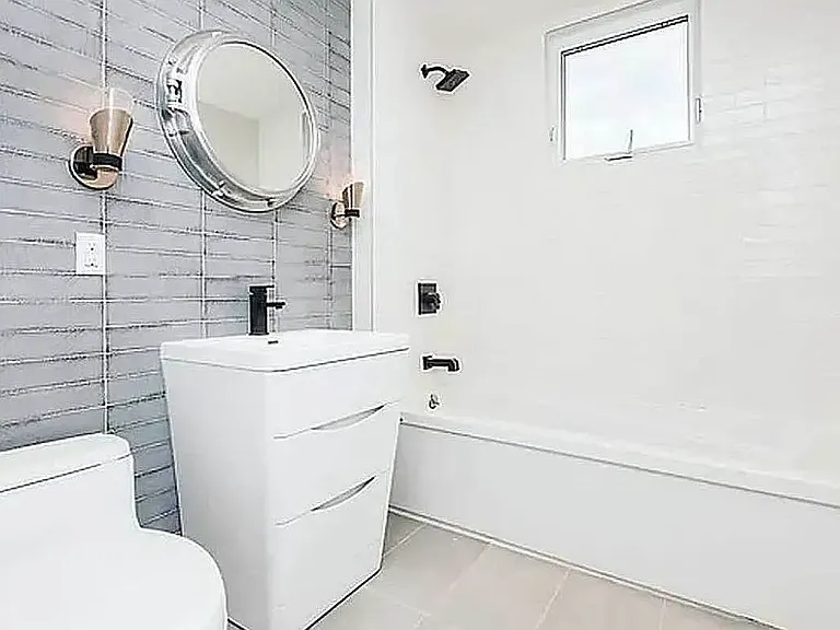 236 Stagg St #4A — Photo 6