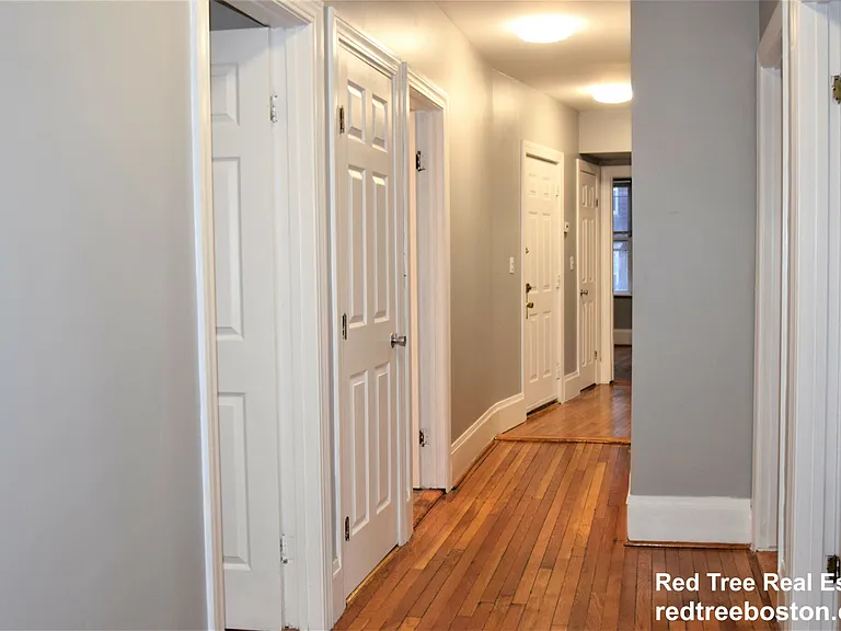 83 Glenville Ave #2 — Photo 9