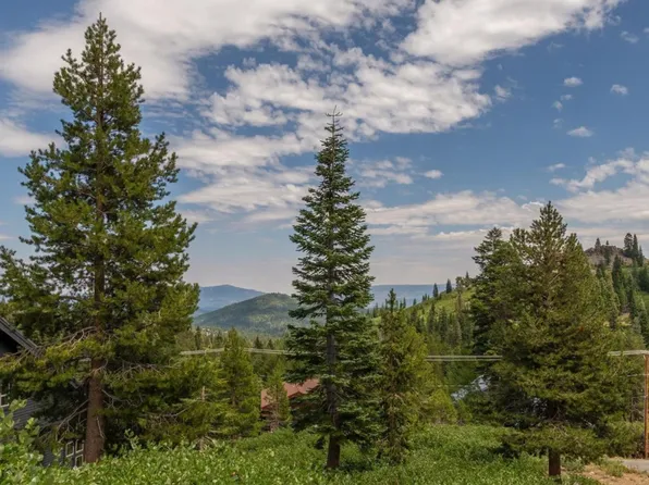 15644 Skislope Way, Truckee, CA 96161