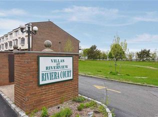 120-01 Riviera Ct, College Pt, NY 11356