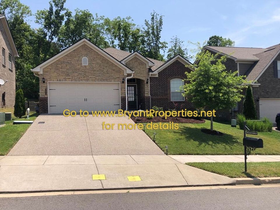 1st image of 285 Blackthorn Ln