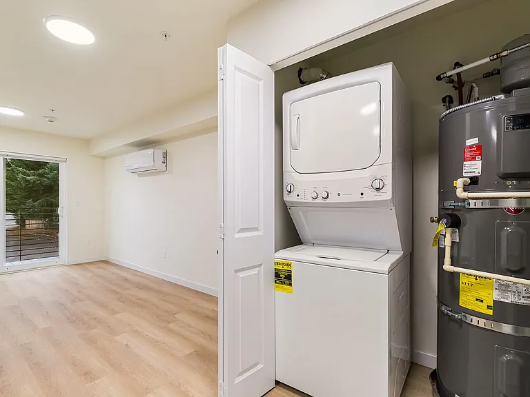 1809 E Sunset Dr — Photo 25
