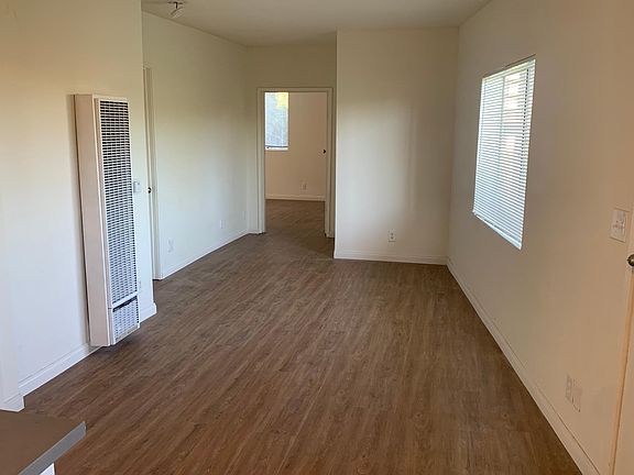 3rd image of 1823 Montrose St APT 4